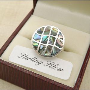 Sterling Silver Vintage ring MOP / Abalone Shell